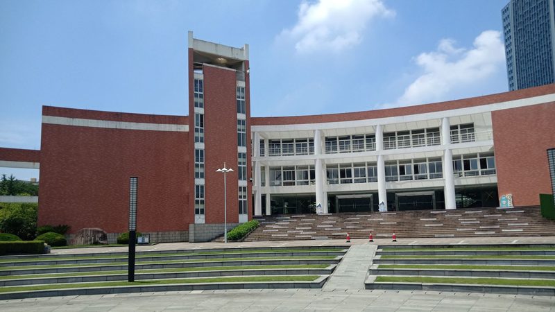 汽车连接器安装规范：关键步骤与注意事项**